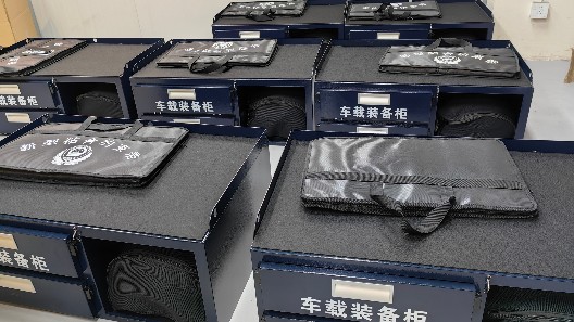 從需求到交付，一站式解決方案｜我司成功完成某公安局50套車載裝備柜定制項(xiàng)目